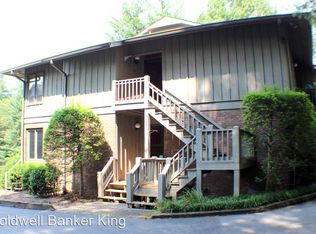20B Cove Loop Rd, Hendersonville, NC 28739