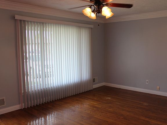 2nd image of 11811 Poplarwood Dr