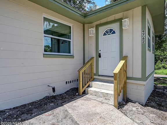 4th image of 9762 BAYVIEW Avenue