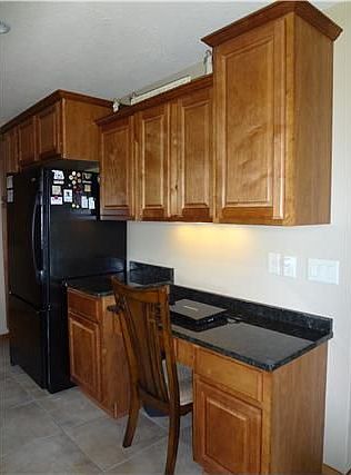3rd image of 808 NW 37th Ct
