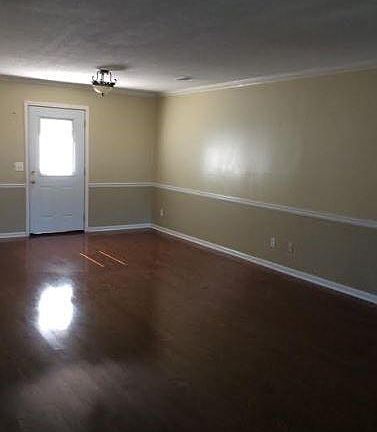 5th image of 6331 Woodland Forrest Dr
