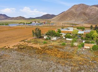 28180 Whitaker Ln, Winchester, CA 92596