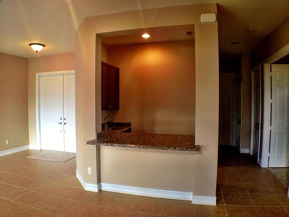 3rd image of 16527 Gateway Bridge Dr