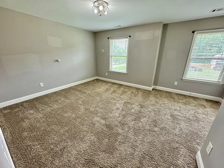 139 Fishers Mill Dr — Photo 43