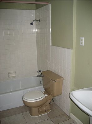 3rd image of 1711 Garden Park Dr
