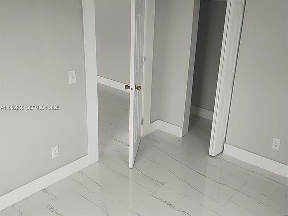 4th image of 908 SW Avenue D