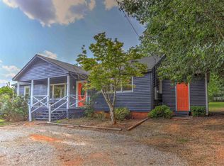 60 Johnny St, Hartwell, GA 30643