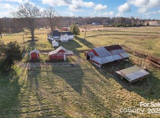 956 Stony Point Rd, Kings Mountain, NC 28086