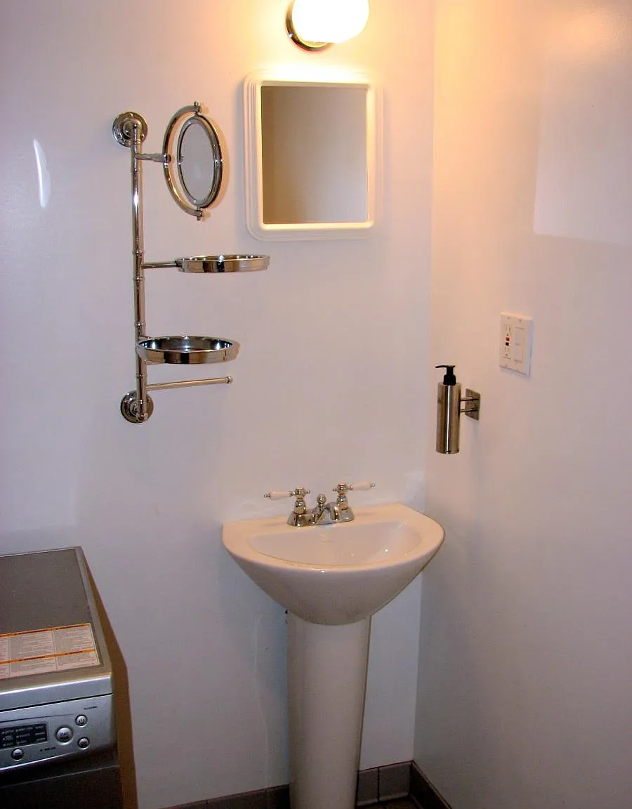 1754 Corcoran Street NW — Photo 4