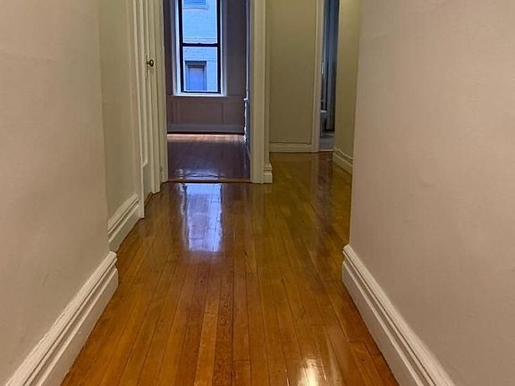 4th image of 3519 147th St APT 6B