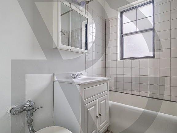 5th image of 4829 N Damen Ave #4829201