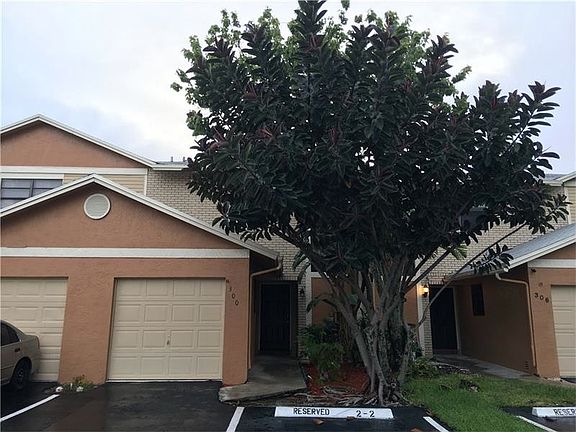2nd image of 300 NW 106th Ter
