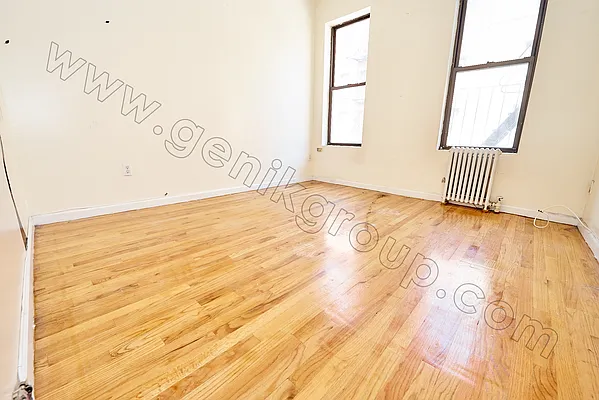 Rented by Genik Group Corp | media 26