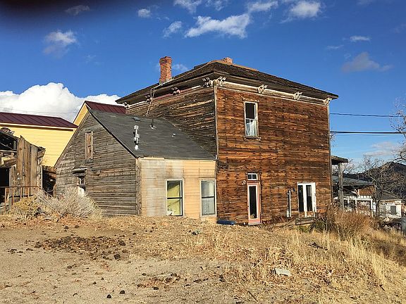 4th image of 334 N C St