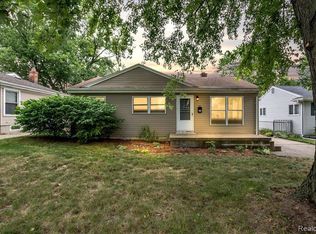 611 Pinewood St, Ypsilanti, MI 48198