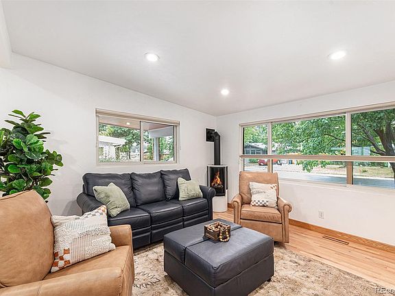 3rd image of 5920 Estes Court