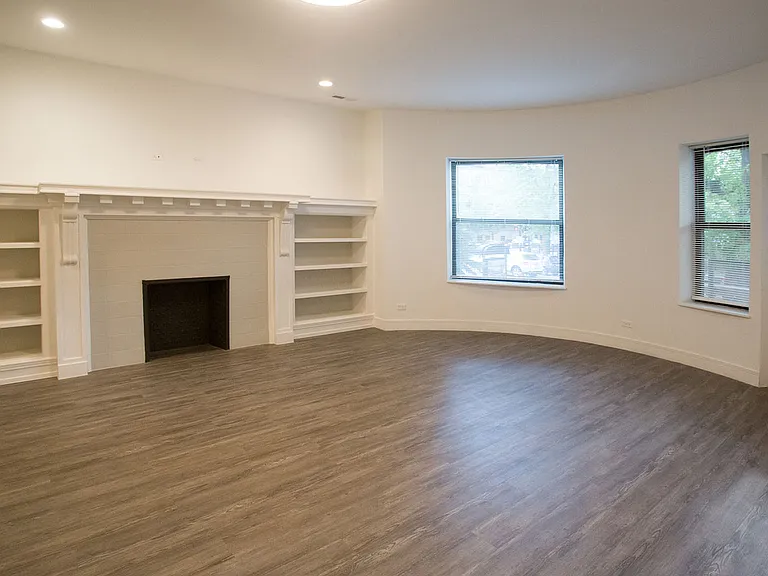 Dining/Living room