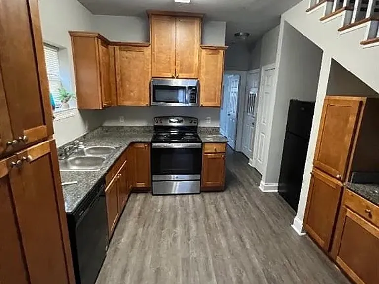 5515 Paige St — Photo 6