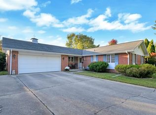 413 Cleveland Ave, Bourbonnais, IL