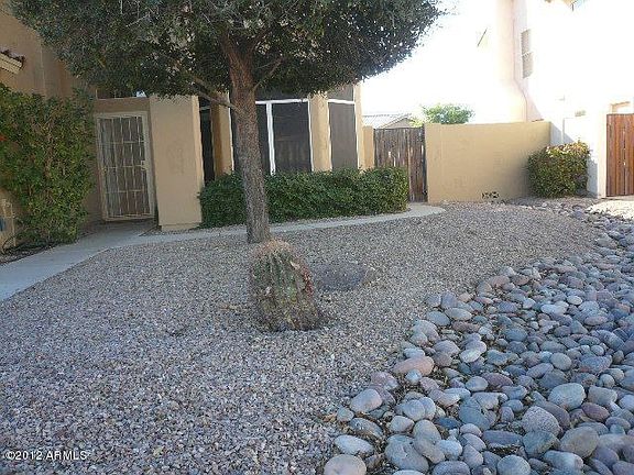 3rd image of 11116 S Obispo Dr