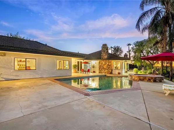 1650 Winterwarm Dr, Fallbrook, CA 92028