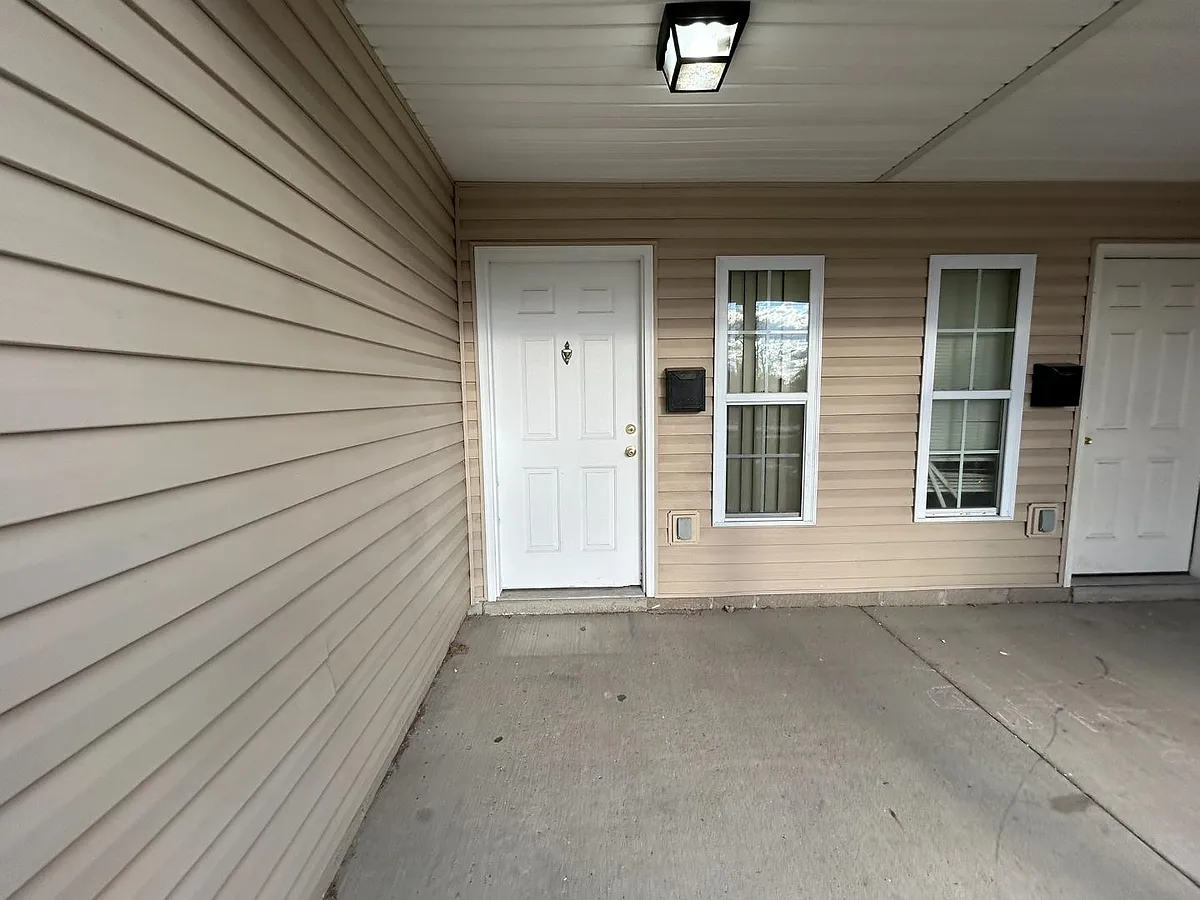 Unit Photo - 20 McKinley St #5116