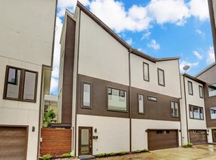 1821 W Main St, Houston, TX 77098