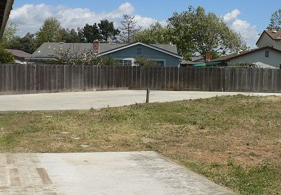 RV Parking w/ Eletric