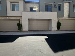 600 Carriage Hill Dr #1, Las Vegas, NV 89138