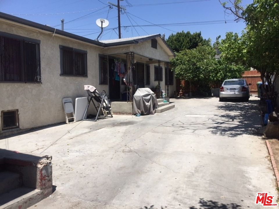 2nd image of 2751 Boulder St
