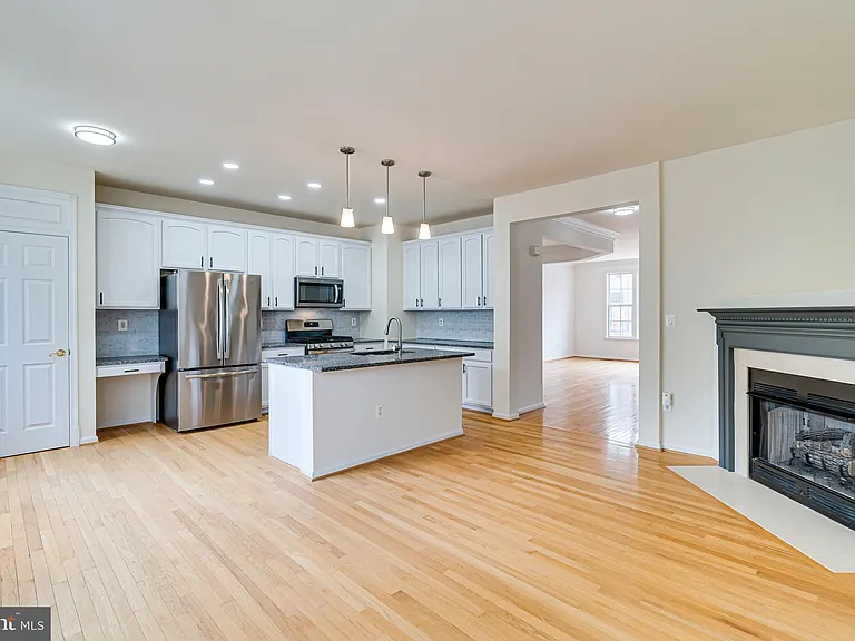 4147 Presgraves Ct — Photo 13