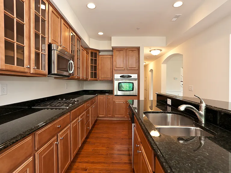 12 Chestnut Woods Dr — Photo 17