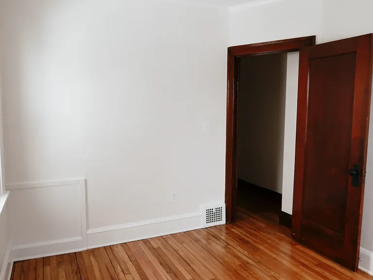 2132 Waterbury Rd #UP — Photo 14