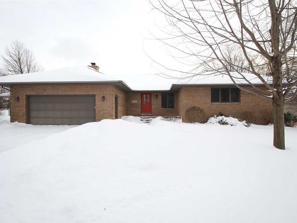 1st image of 704 Barnett Dr