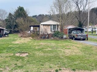 128 Parsley St, Erwin, TN 37650