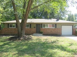 7711 W 65th St, Overland Park, KS 66202