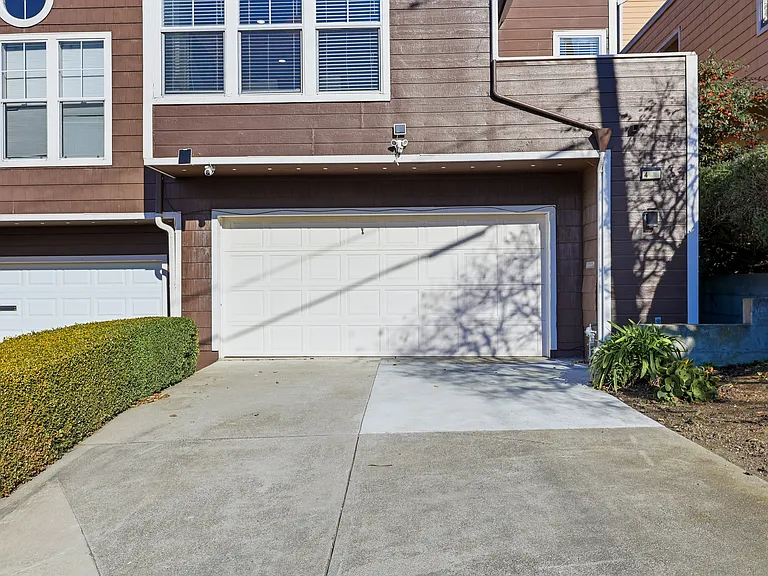 437 Norfolk Dr — Photo 116