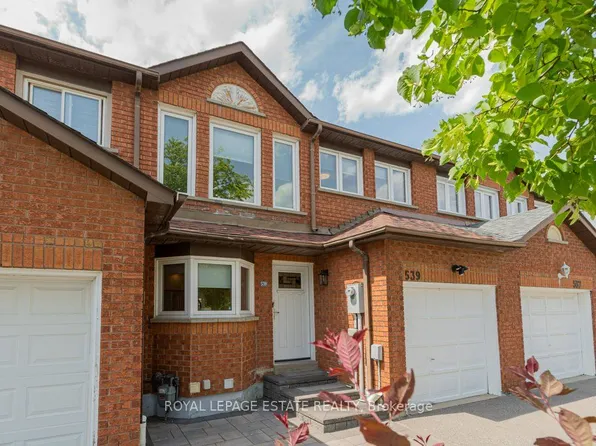 539 Galaxy Ct, Mississauga, ON L5R 2R4