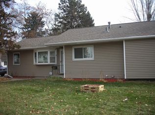 1180 Macarthur Ave, West Saint Paul, MN 55118