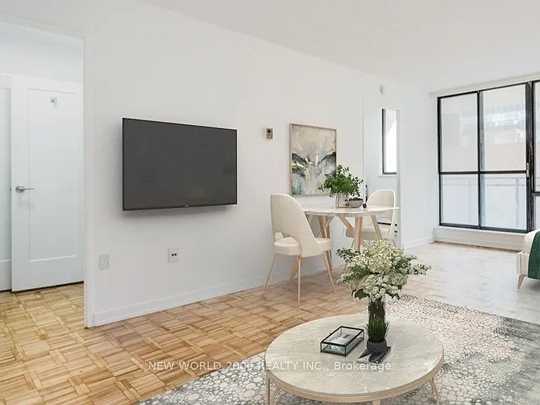 101 Roehampton Ave #1901 — Photo 3
