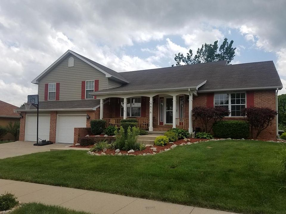1st image of 4616 Manhasset Dr
