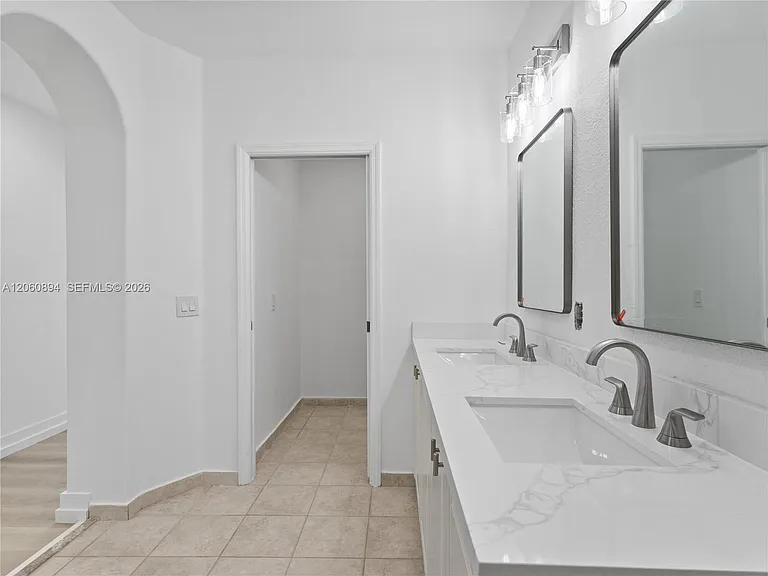 5502 NW 112th Ct #5502 — Photo 21