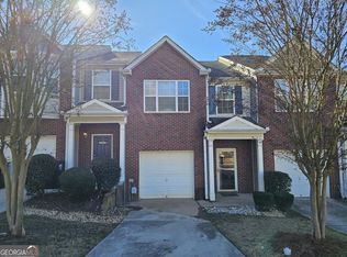 5215 Lincoln Dr, Fairburn, GA 30213