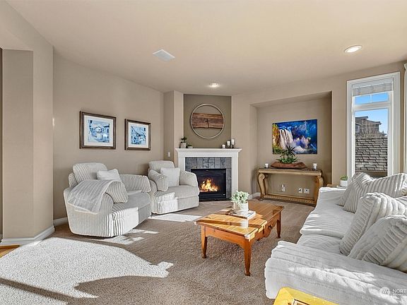 5th image of 6810 Pinehurst Avenue SE