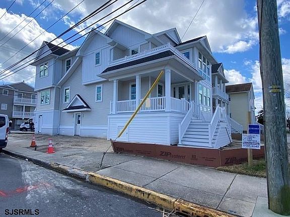4th image of 3503 West Ave #2
