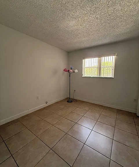 8185 NW 7th St #219 — Photo 3
