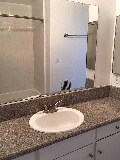 1st image of 11655 Gorham Ave APT 7