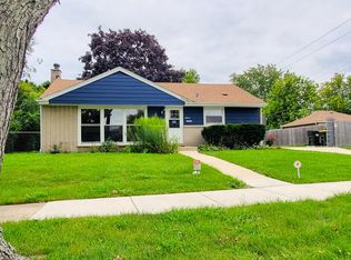 2811 Pauline Ave, Glenview, IL