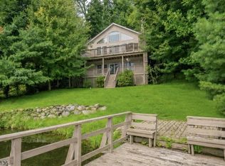 25 Decker Pond Trl, Sussex, NJ 07461