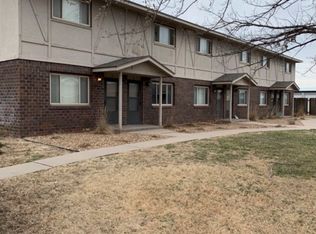 1408 E 27th Ave #A, Hutchinson, KS 67502